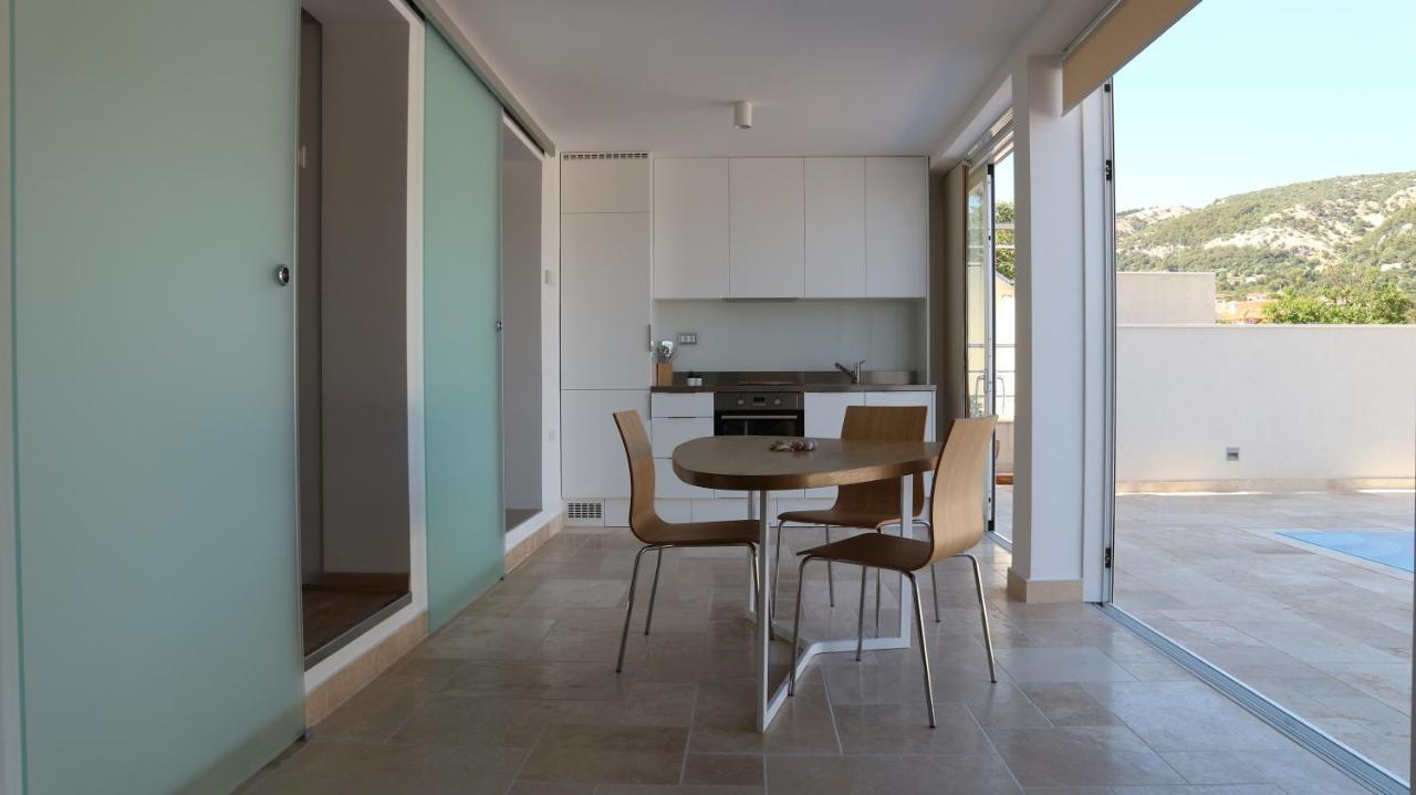 Haus Helga Apartment Rab Town Exterior foto