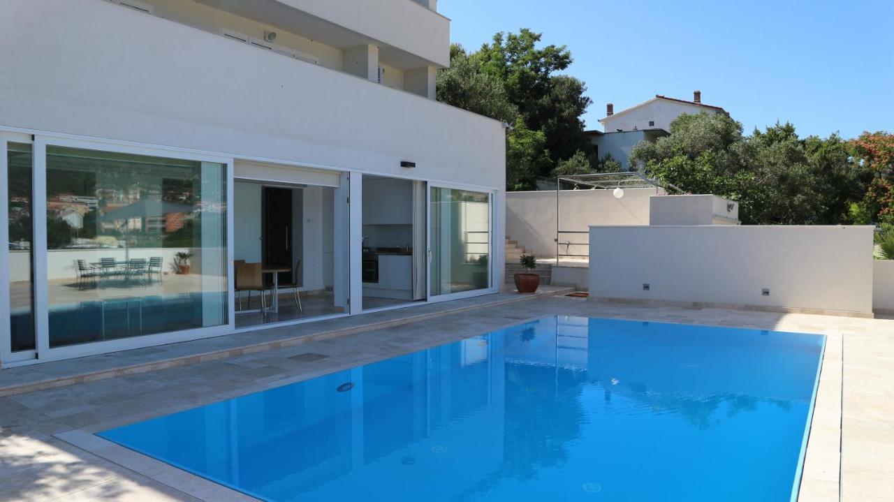 Haus Helga Apartment Rab Town Exterior foto