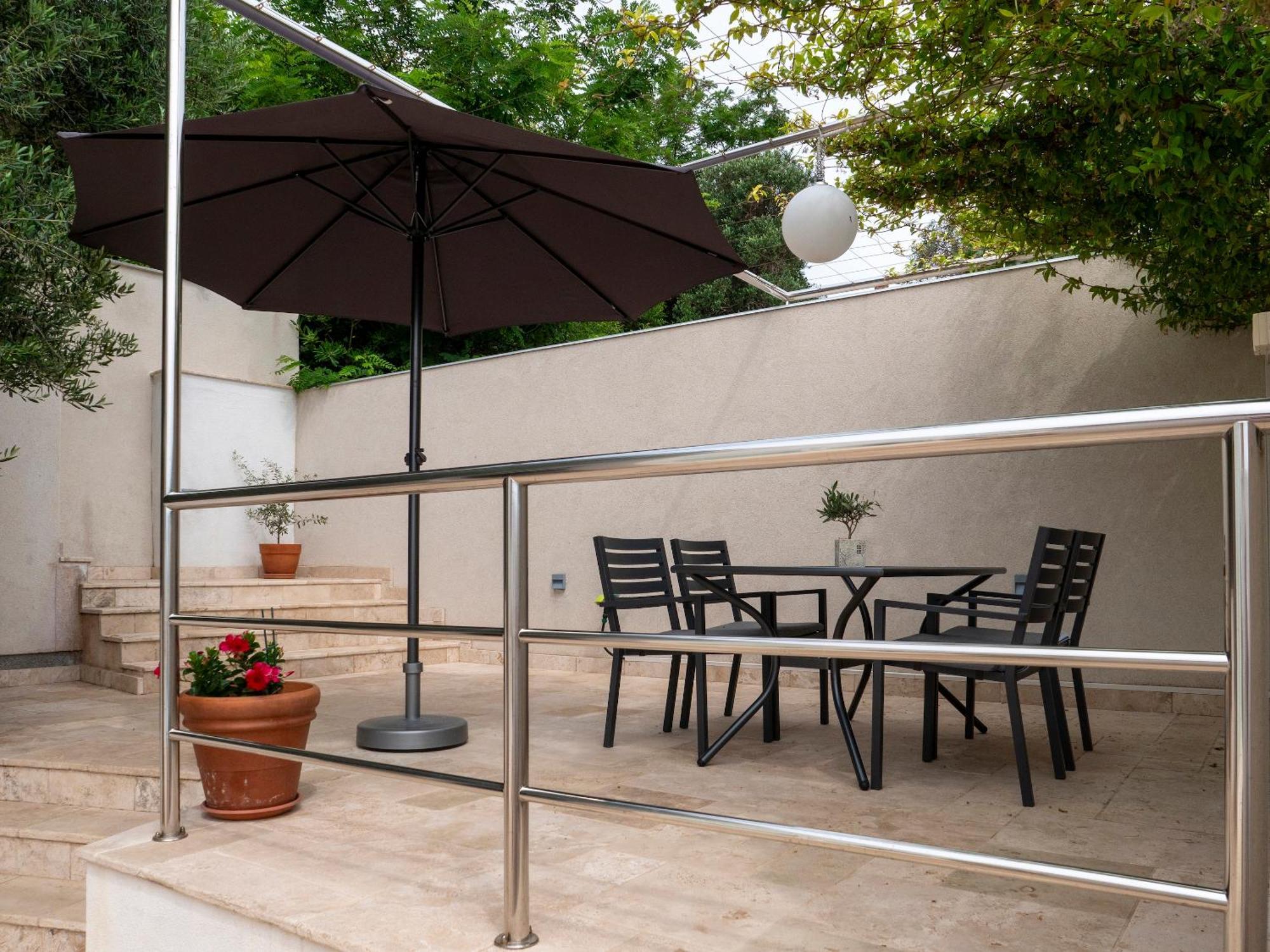 Haus Helga Apartment Rab Town Exterior foto