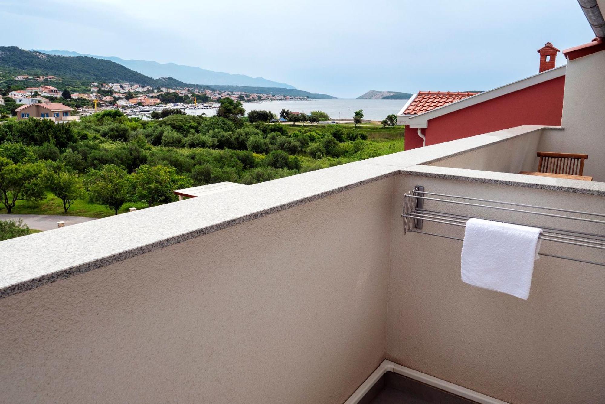 Haus Helga Apartment Rab Town Exterior foto